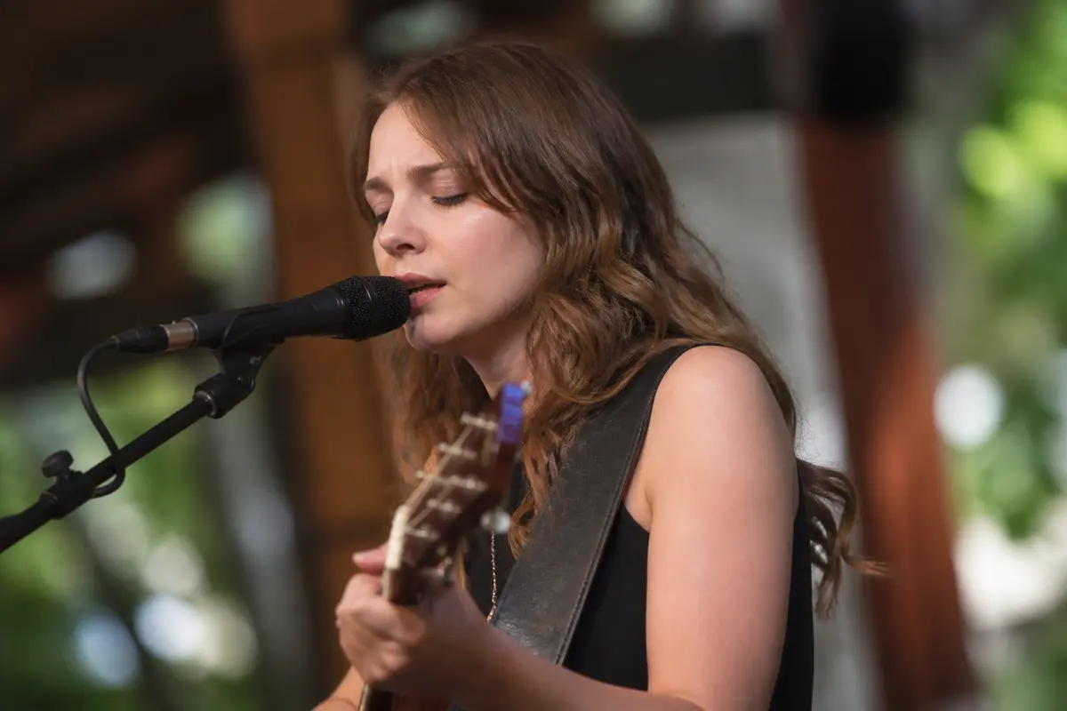Canadian chanteuse : Quelles sont les incontournables ?